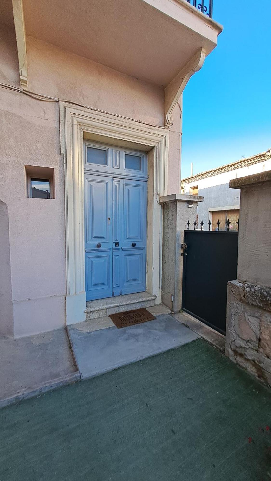 Pres Du Port -Lsm30Conciergerie- Villa Saint-Gilles  Exterior photo